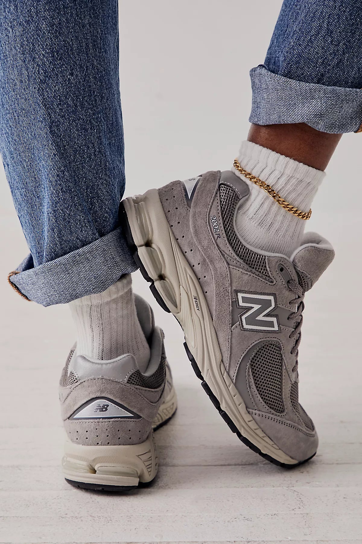 New Balance 2002r Sneakers