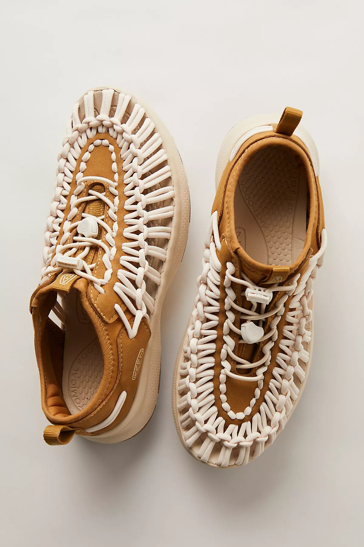 KEEN UNEEK Woven Sneakers