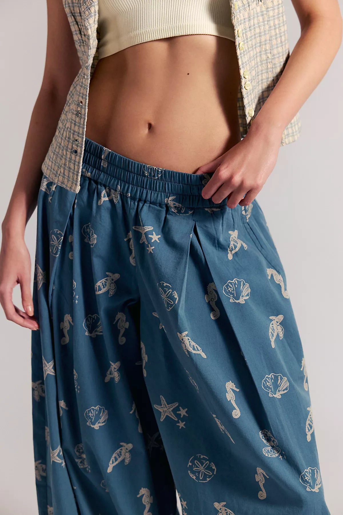 Moonflower Printed Pull-On Balloon Pants