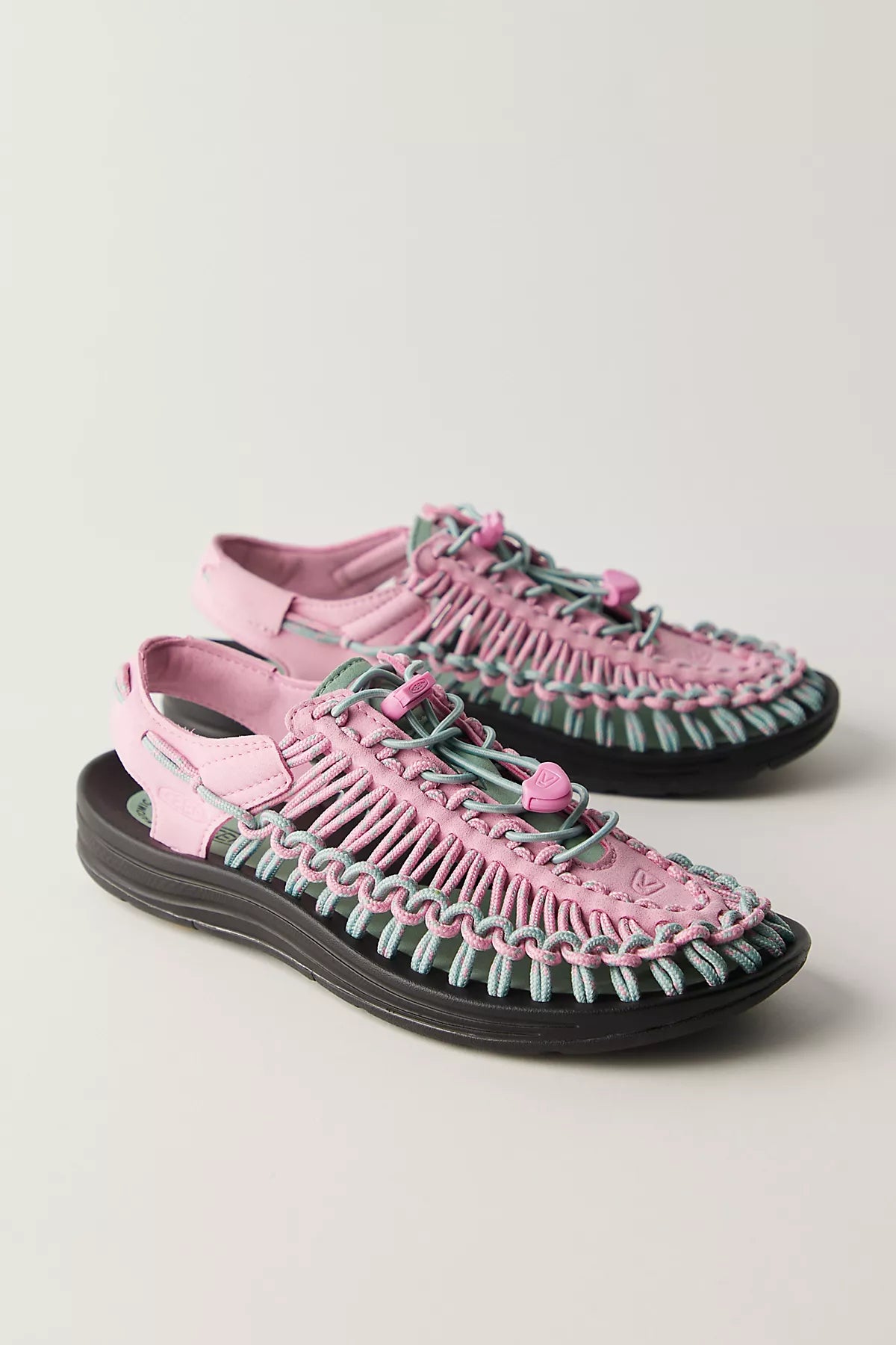 KEEN UNEEK Woven Sneakers
