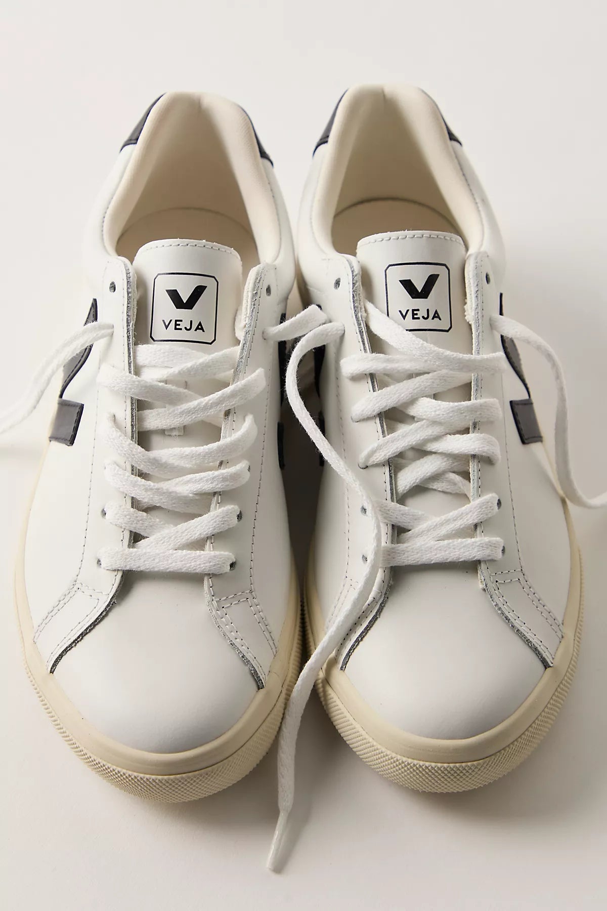 Veja Esplar Sneakers