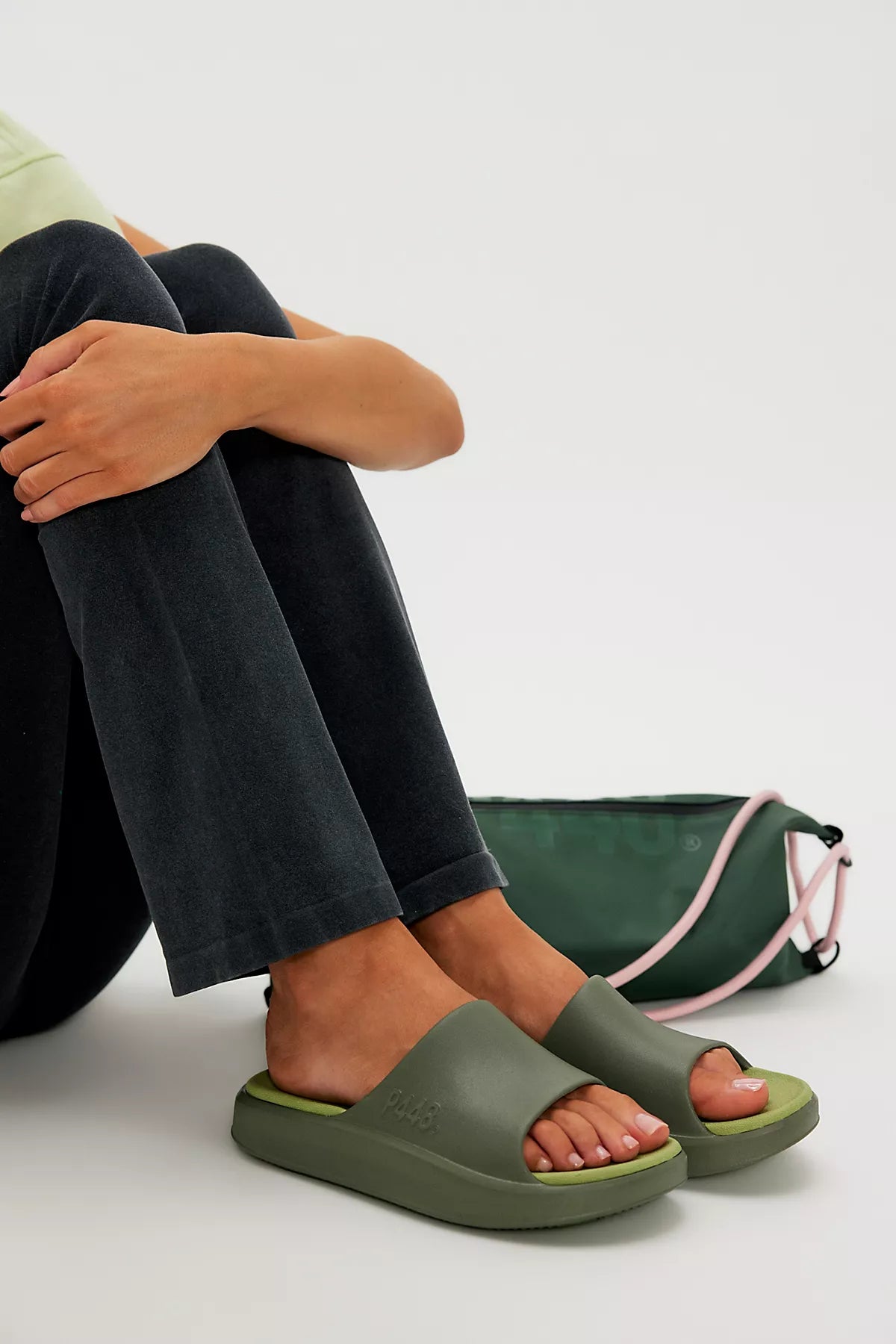 P448 Riviera Slide Sandals and Zip Cooler
