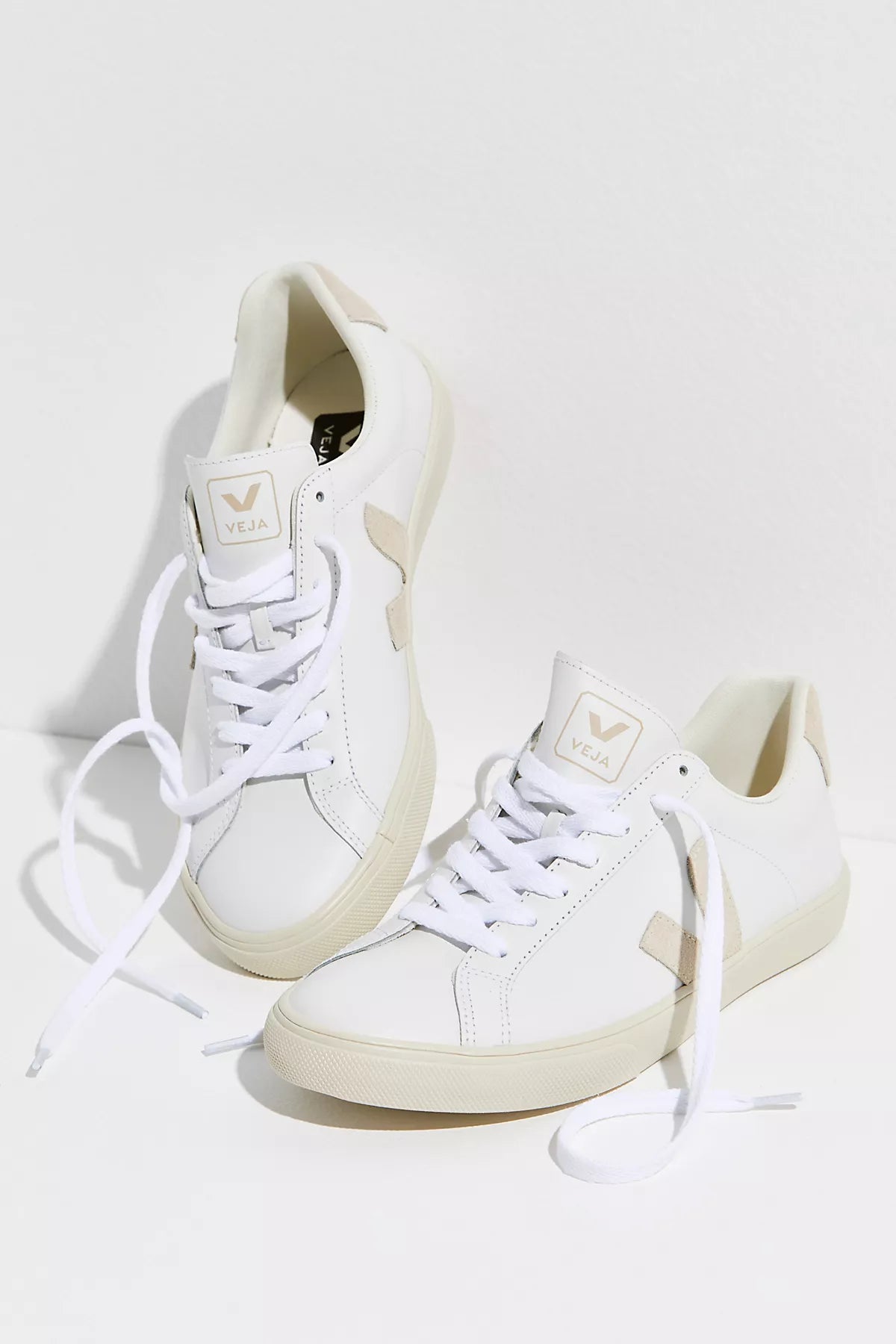 Veja Esplar Sneakers