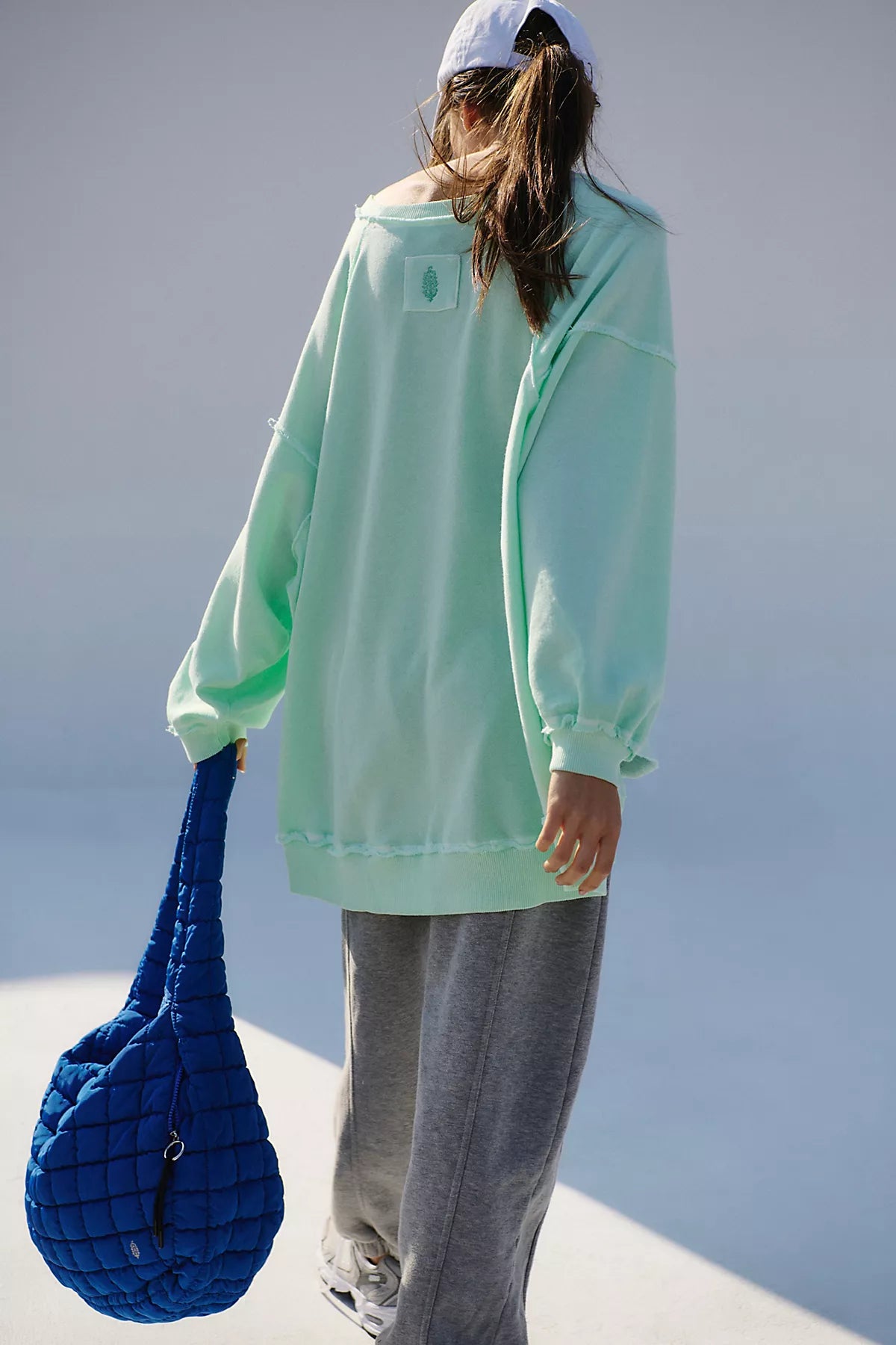 One To Beat Pullover
