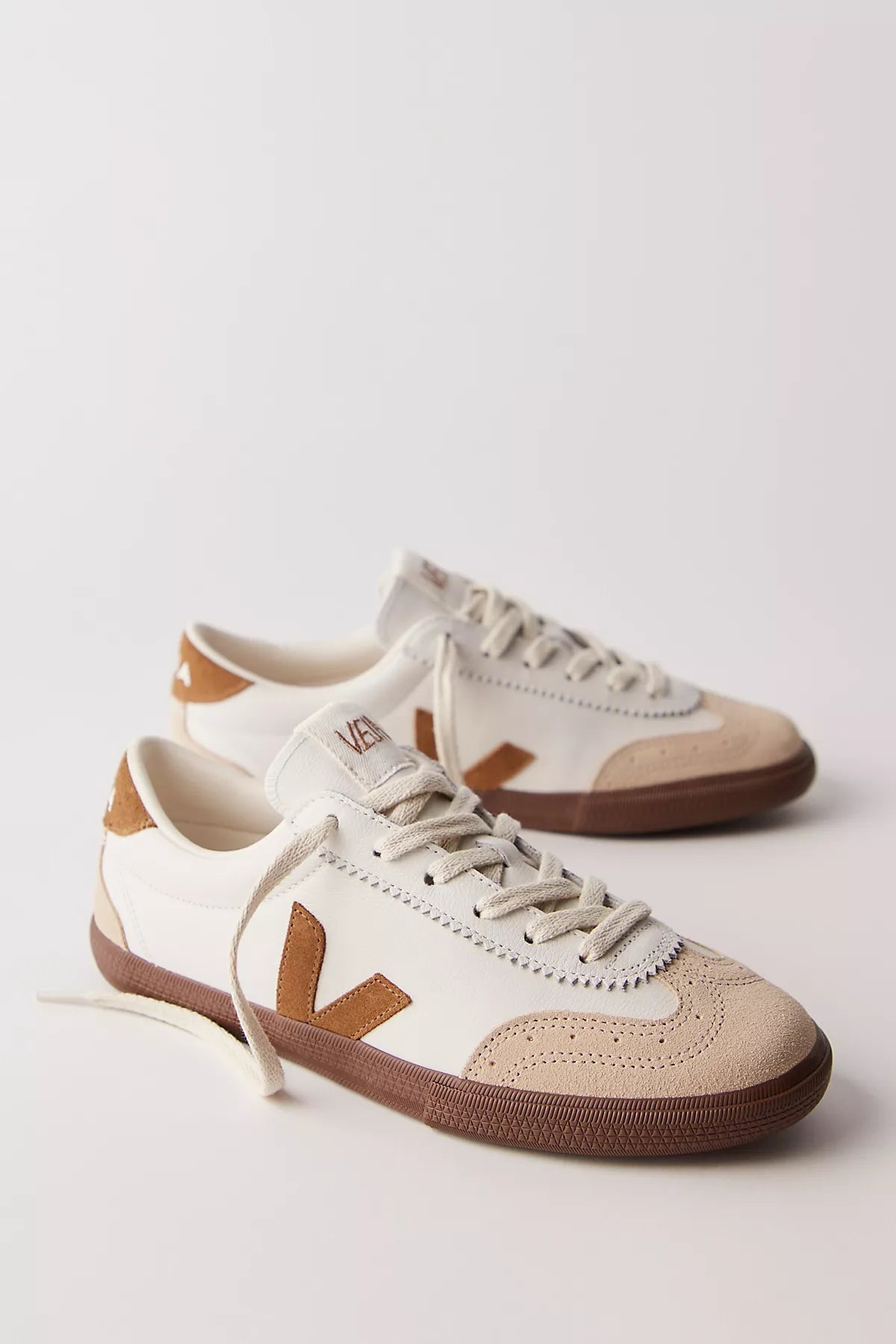 Veja Volley Sneakers