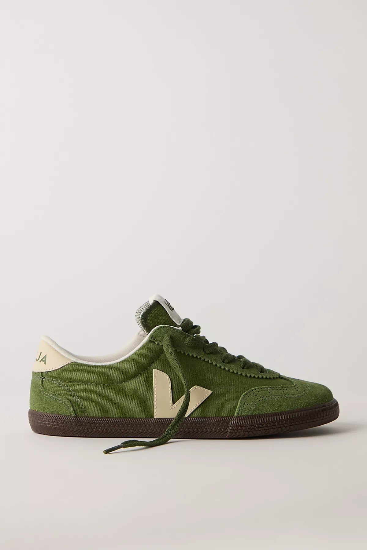 Veja Volley Sneakers