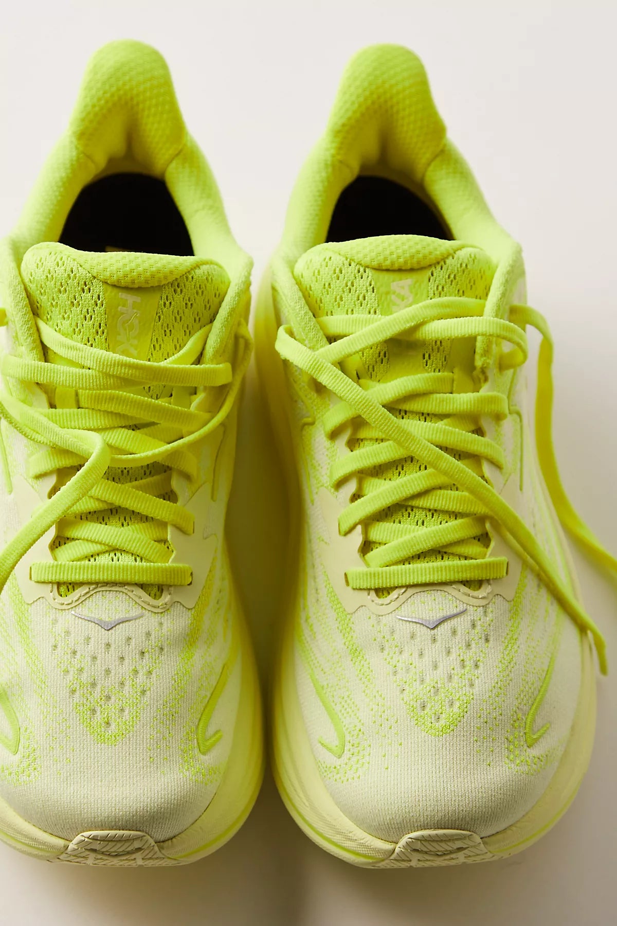 HOKA® Clifton 10 Sneakers