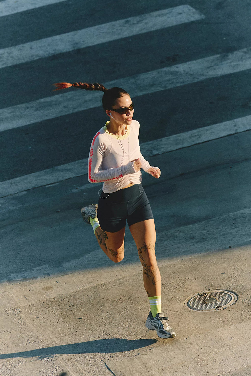 Tempo Marathon Logo Ruched UV Protection Long Sleeve