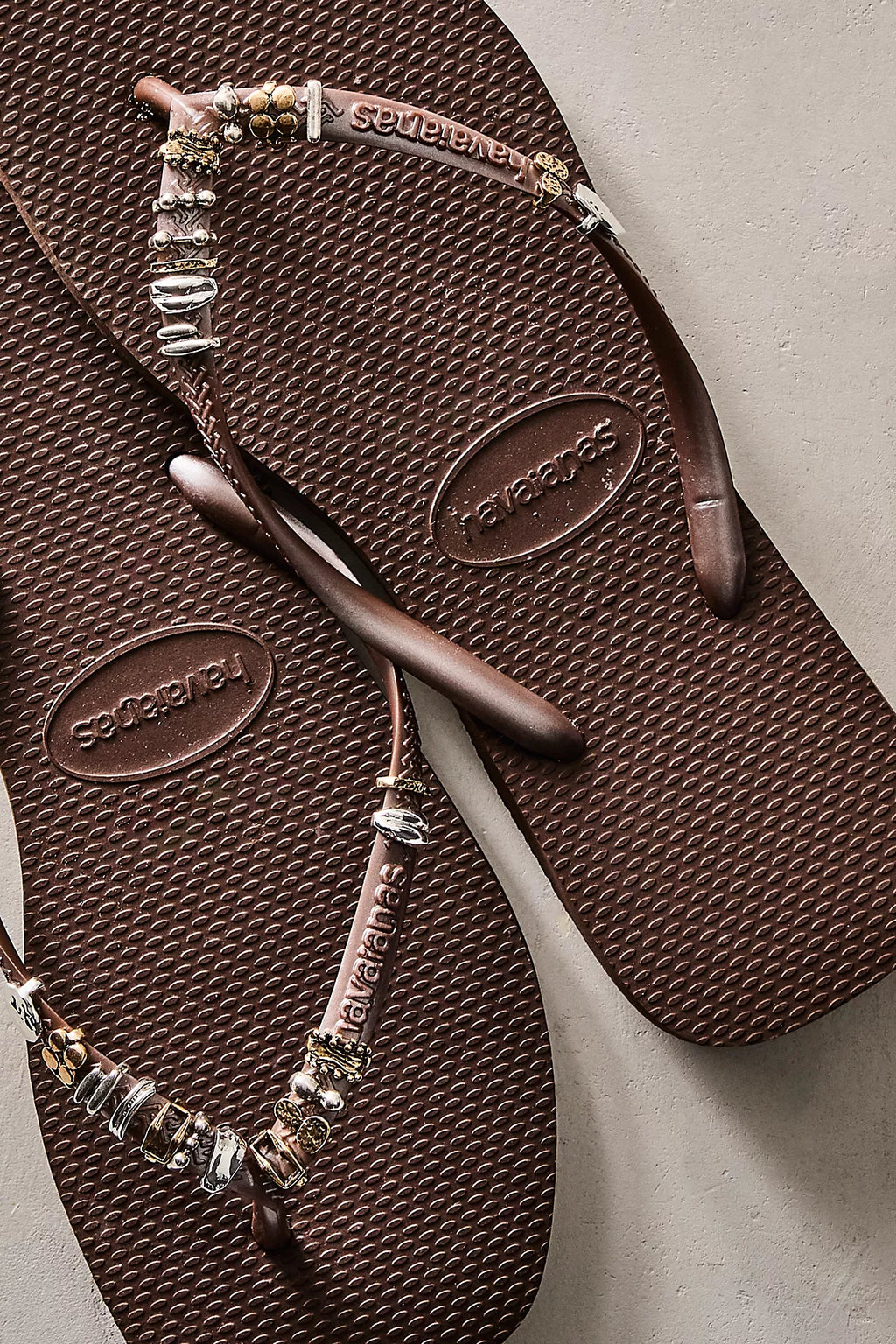 Metal Sandal Charm Set
