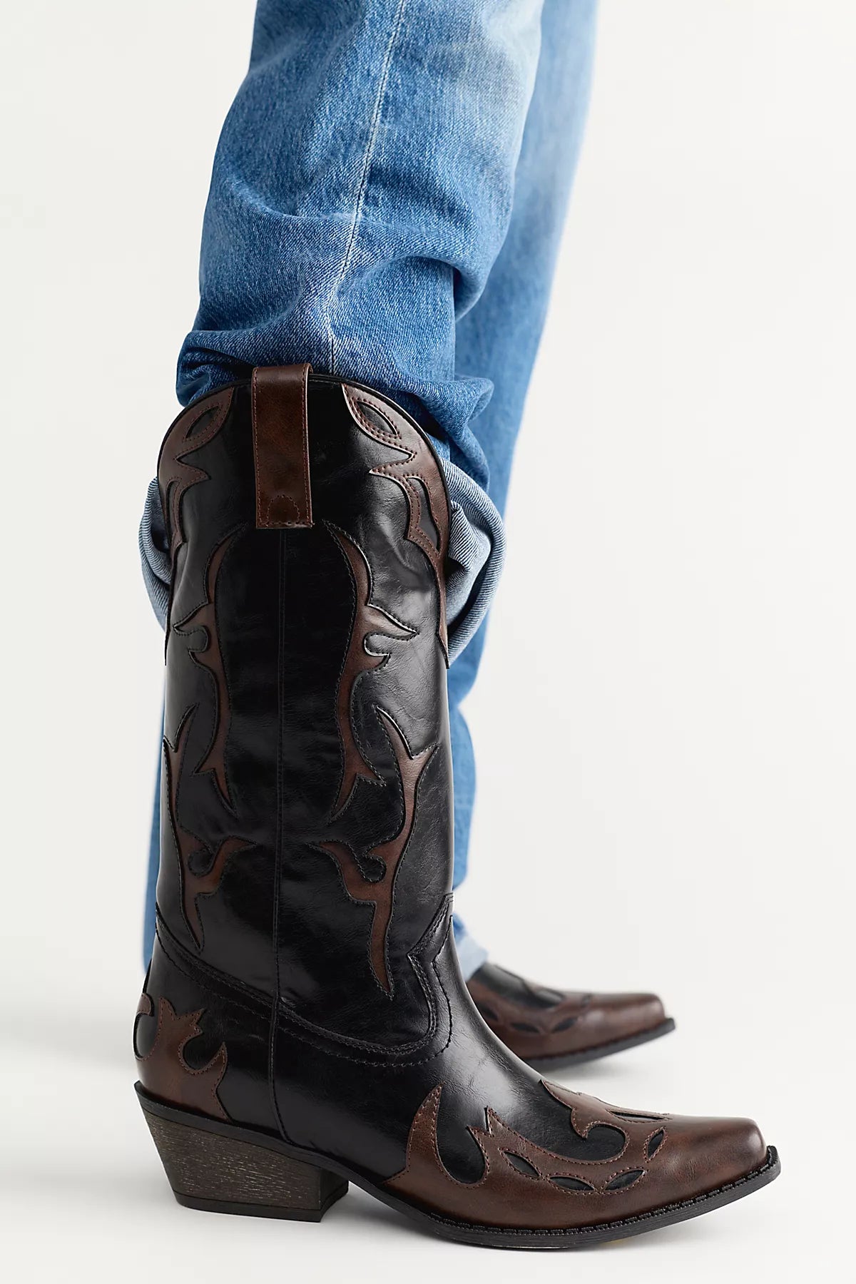 Wylie Vegan Western Boots