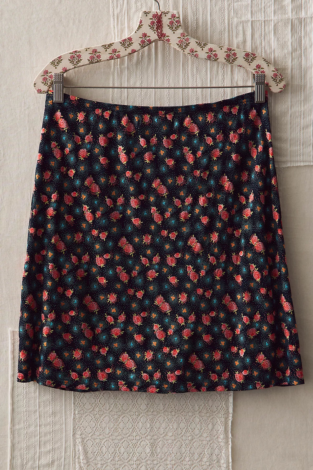 FP MART: Vintage: The Originals Raspberry Print Skirt
