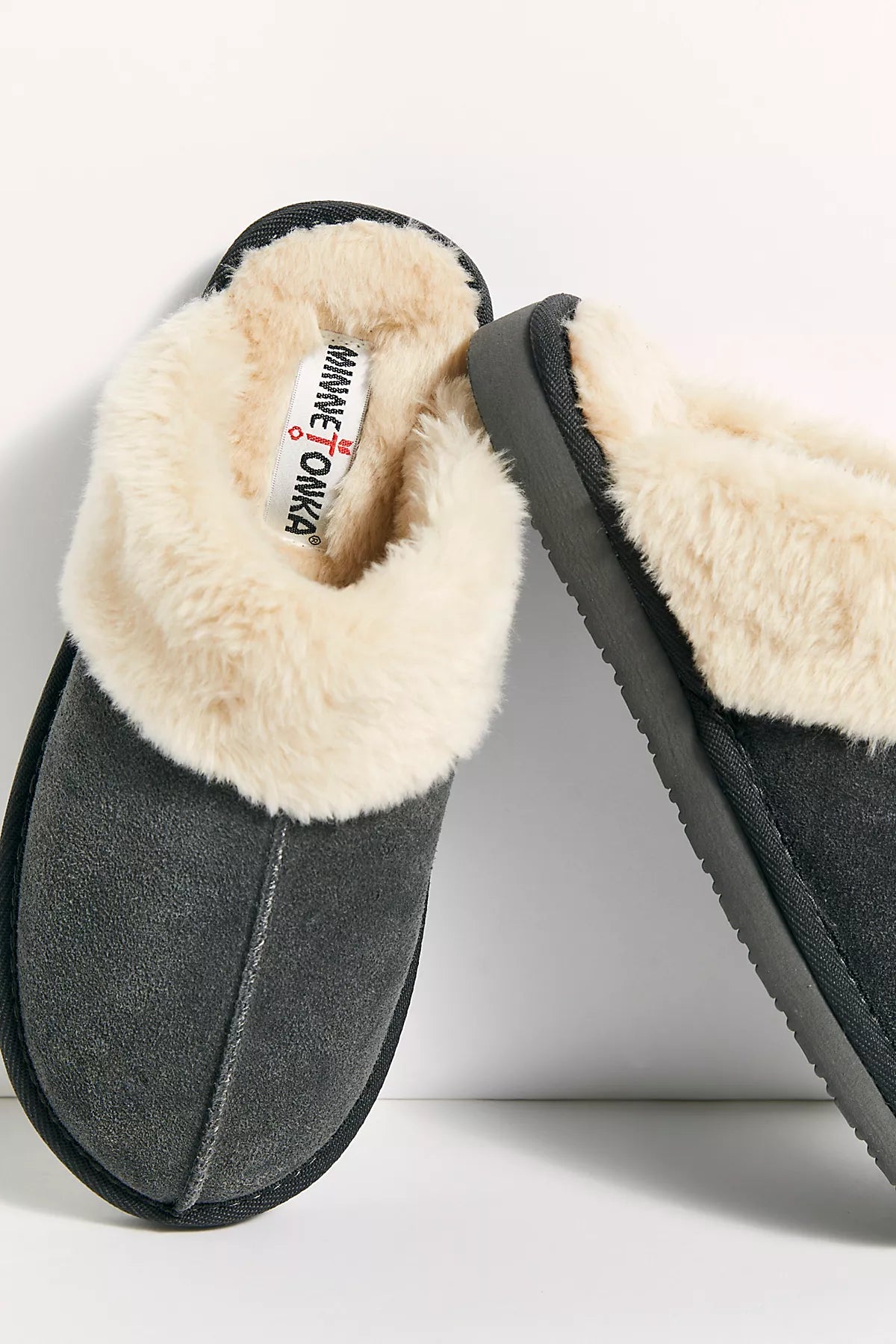 Minnetonka Chesney Slippers