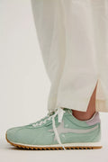 Tahiti Sneakers