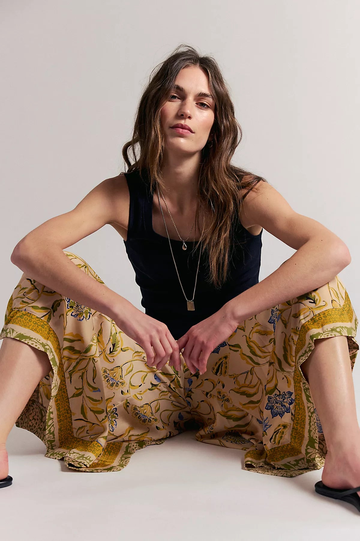 Sweet Reaction Pull-On Wide-Leg Crop Pants