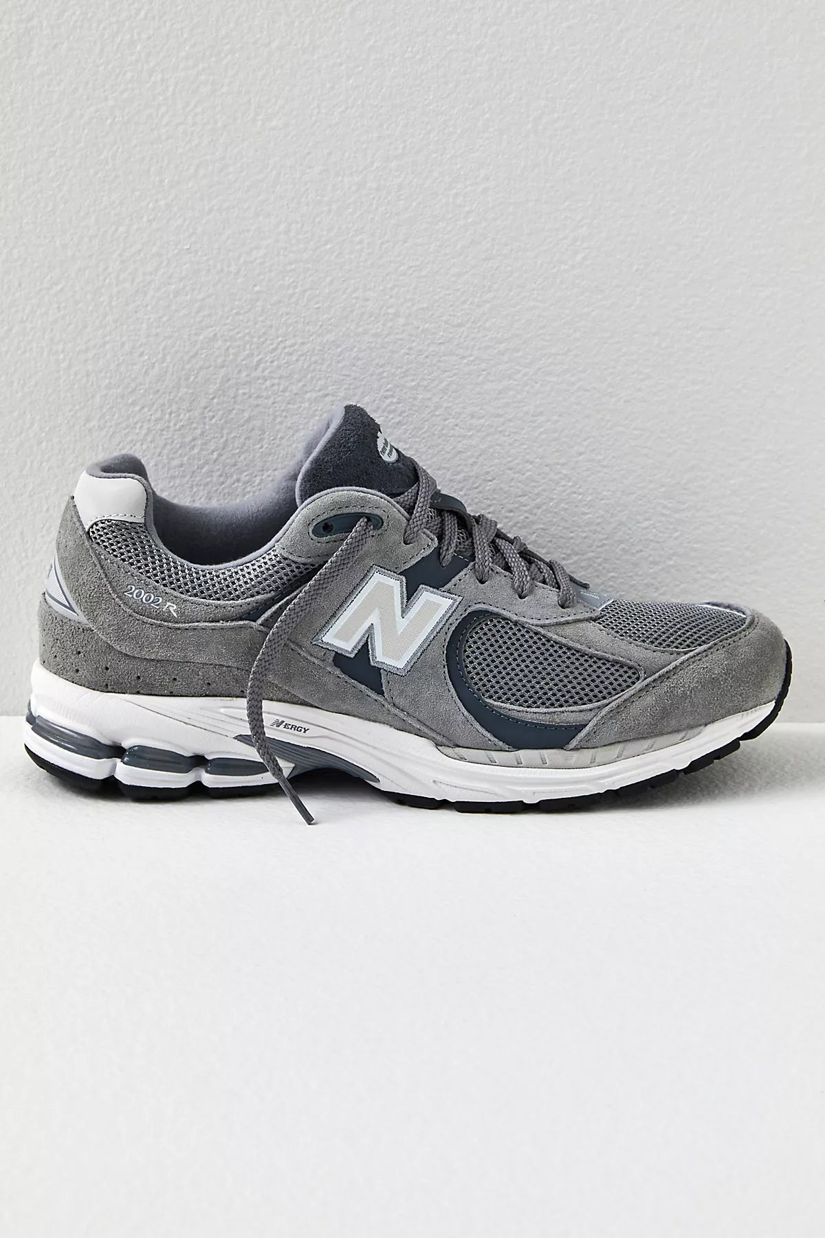 New Balance 2002r Sneakers