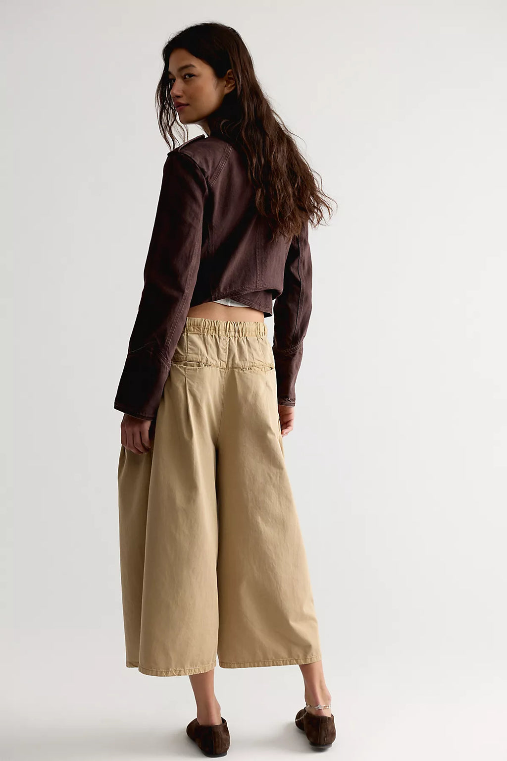 Telluride Wide-Leg Crop Pull-On Solid Pants