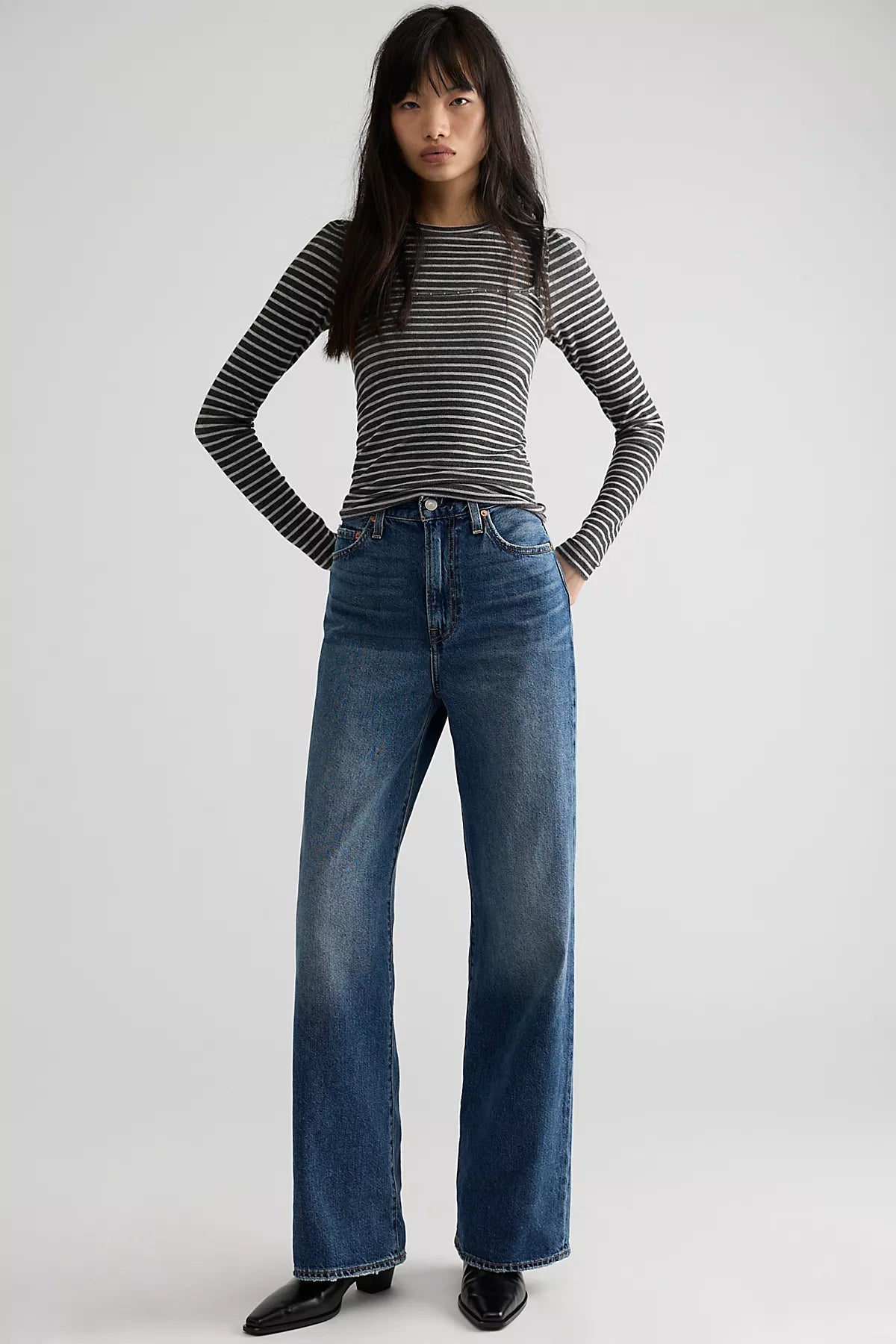 Levi's Ribcage Wide-Leg Jeans