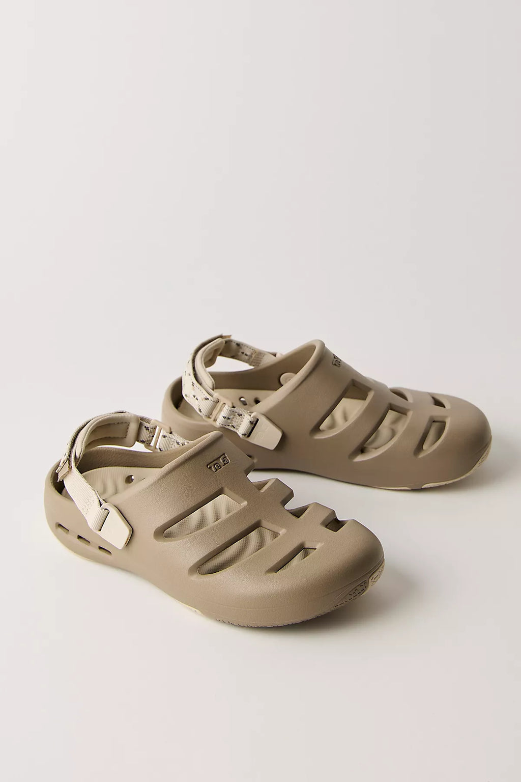 Teva ApreAqua Closed-Toe Water Mules