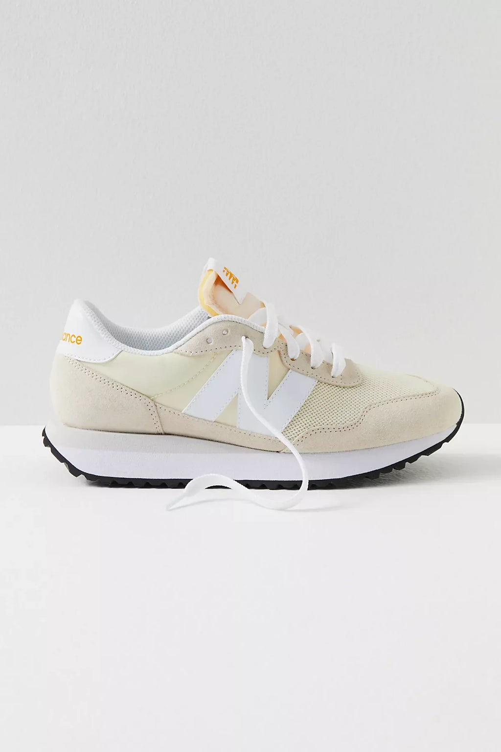 New Balance 237 Sneakers