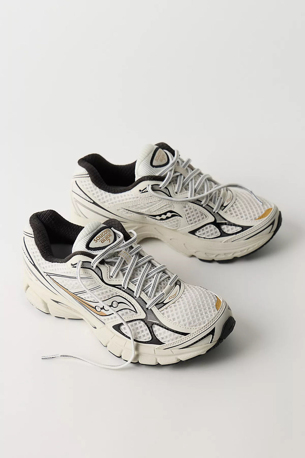 Saucony ProGrid Guide 7 Sneakers