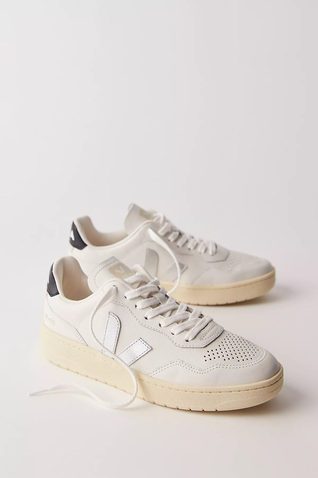 Veja V-90 Sneakers