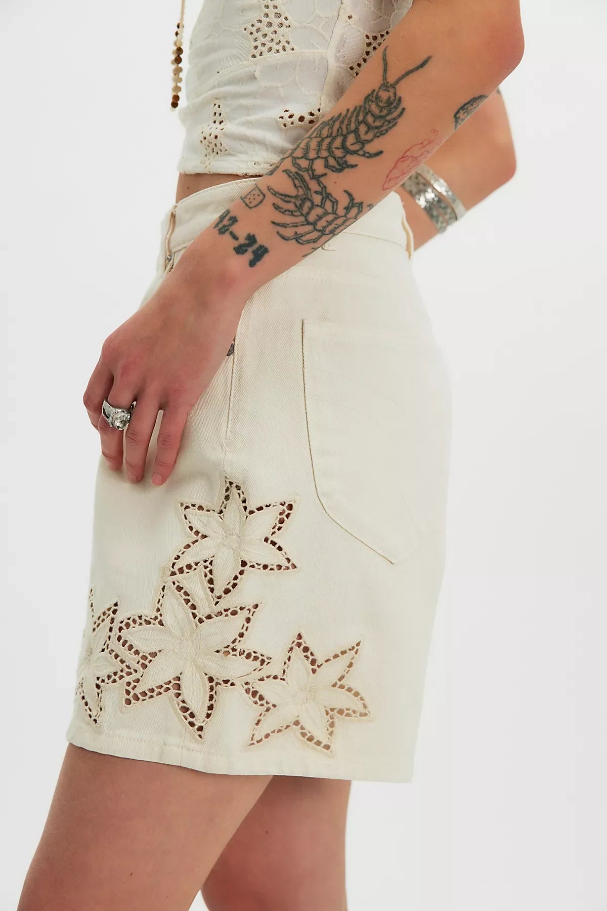 Rolla's 90s Relaxed Cutwork Shorts