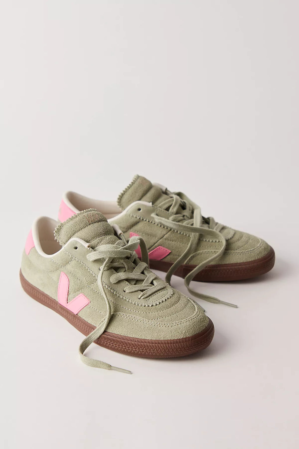Veja Panenka Sneakers