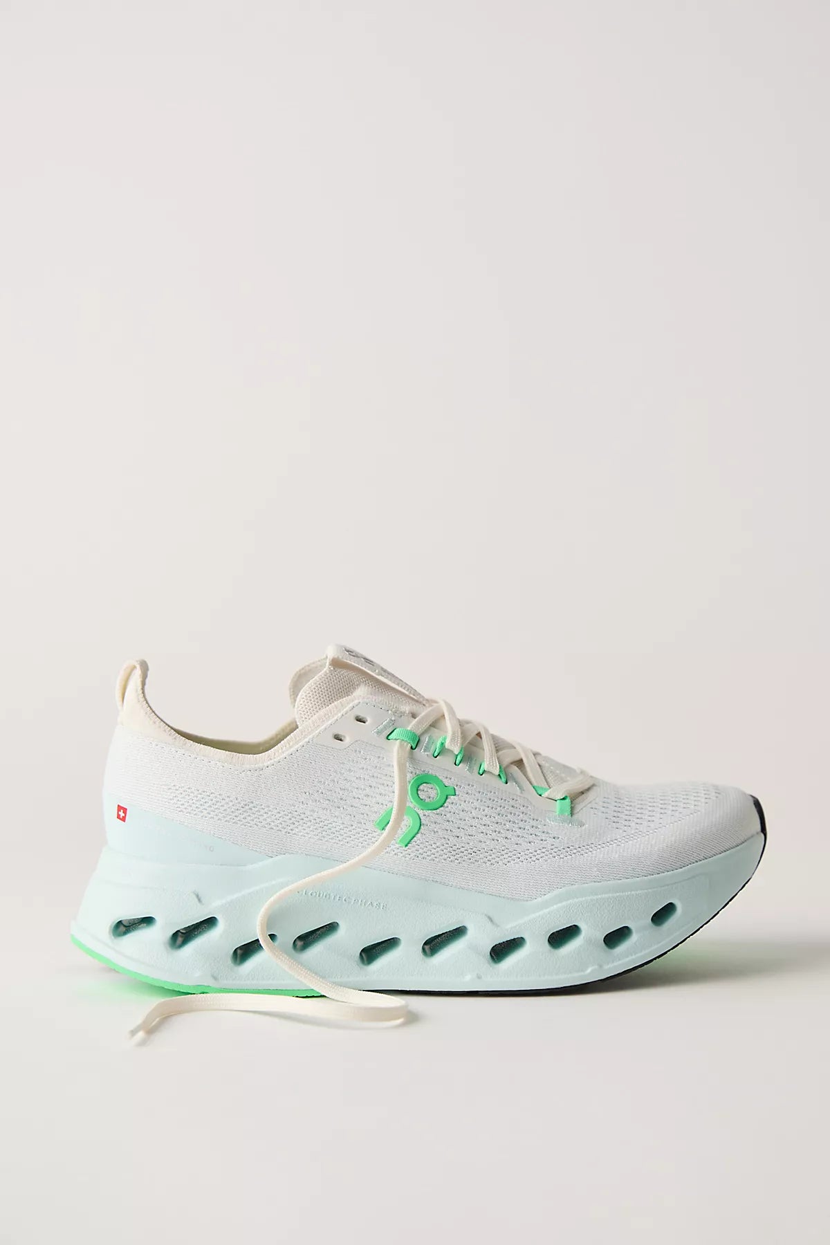 On Cloudsurfer Max Sneakers