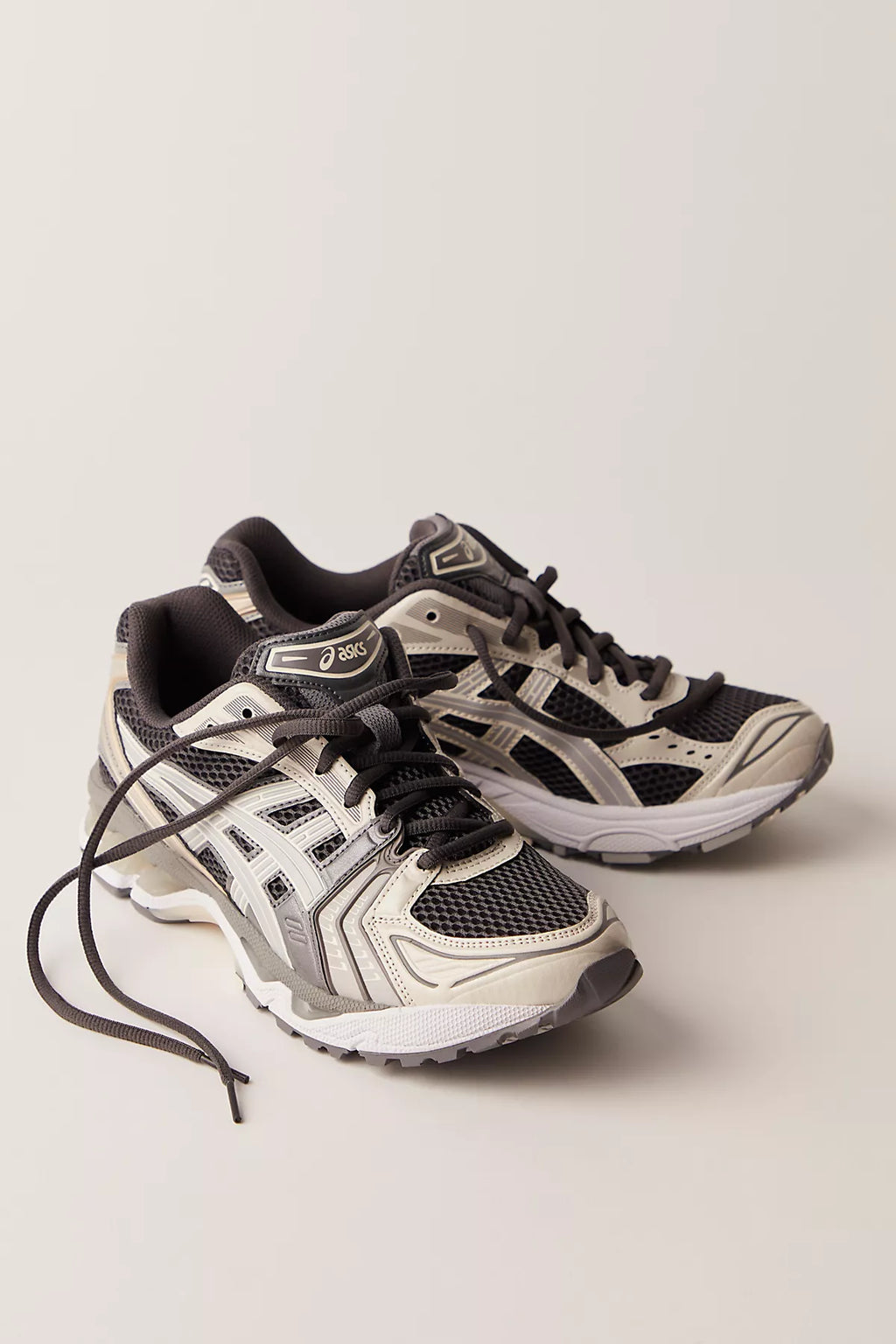 ASICS GEL-KAYANO 14 Sneakers
