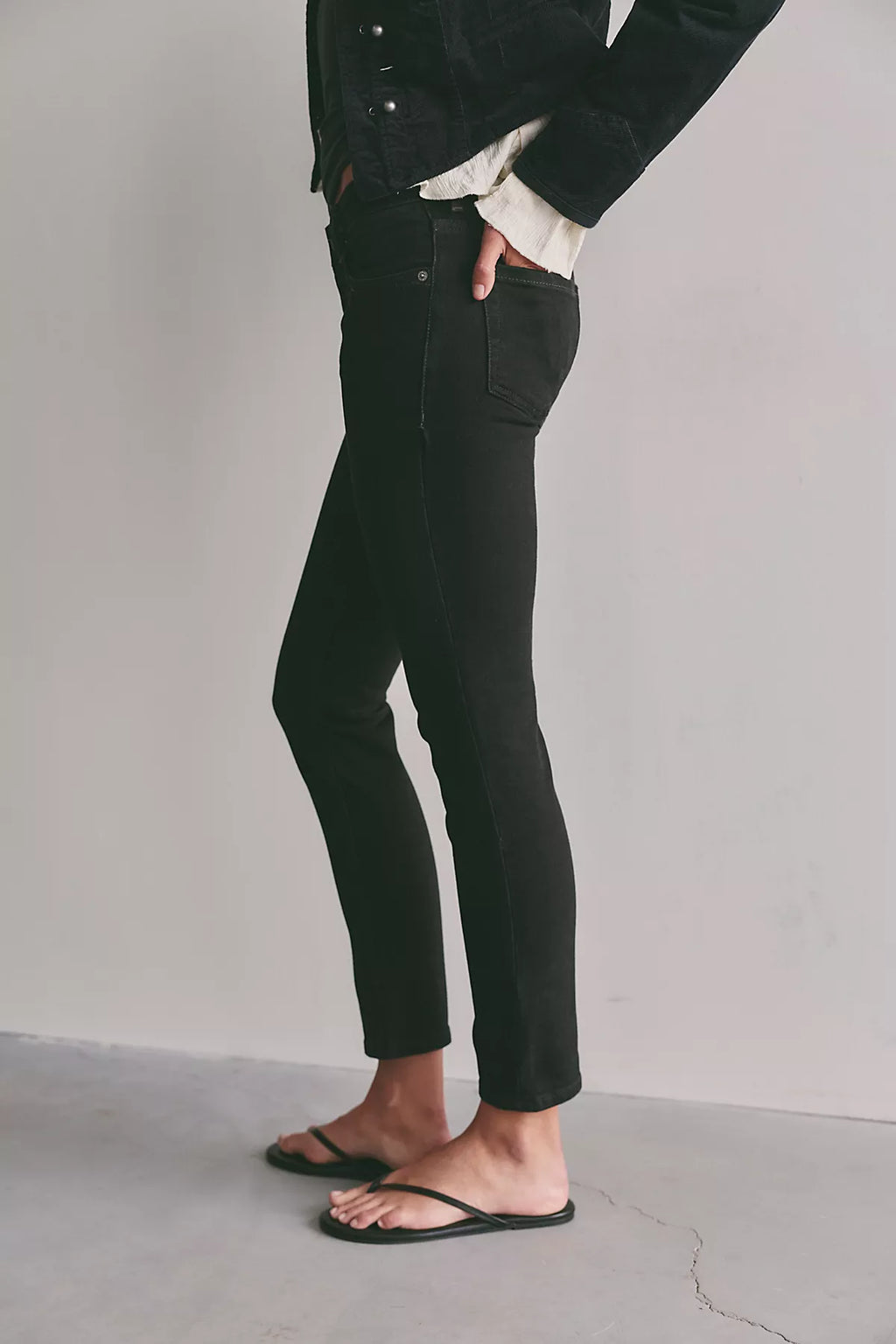 We The Free Oracle Low-Rise Slim Straight Jeans