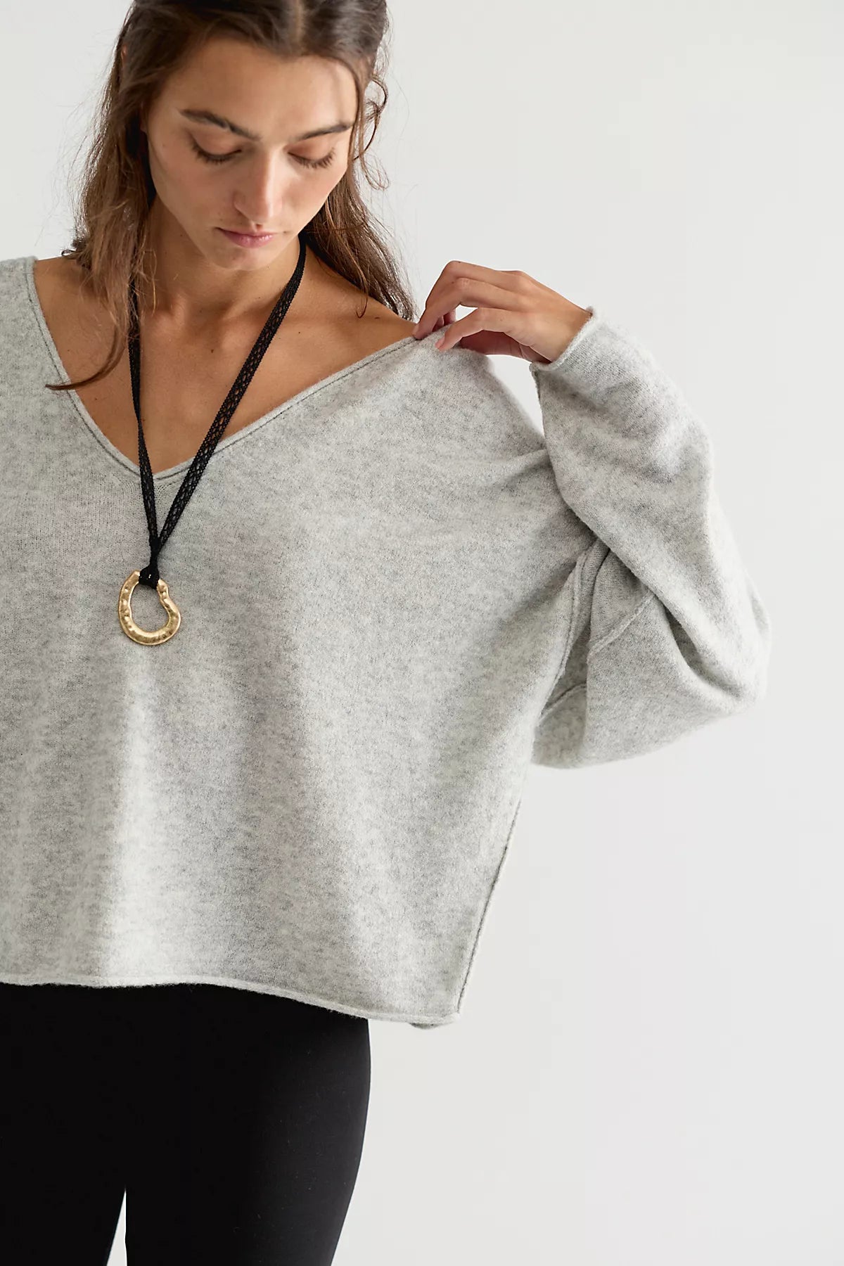 See Me V-Neck Pullover