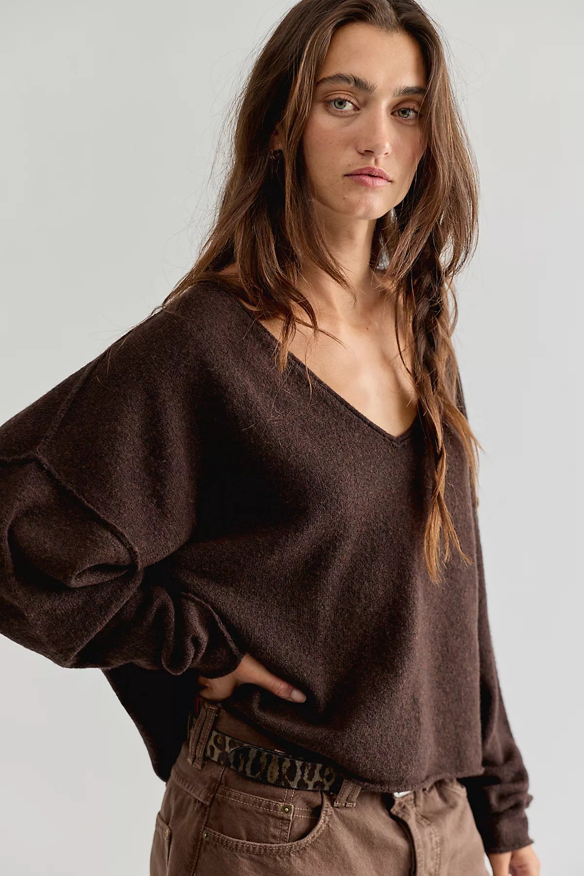 See Me V-Neck Pullover