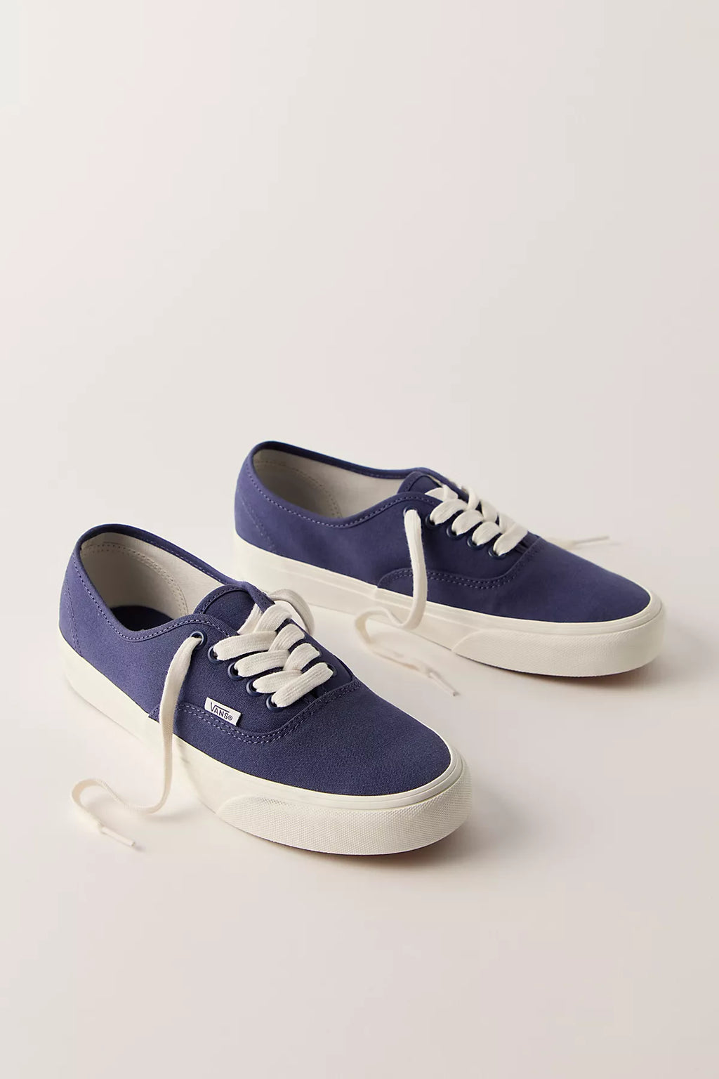 Vans Authentic Lowpro Sneakers