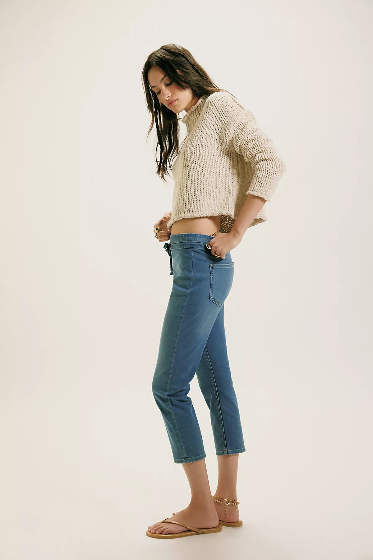 We The Free Knockout Mid-Rise Crop Jeans