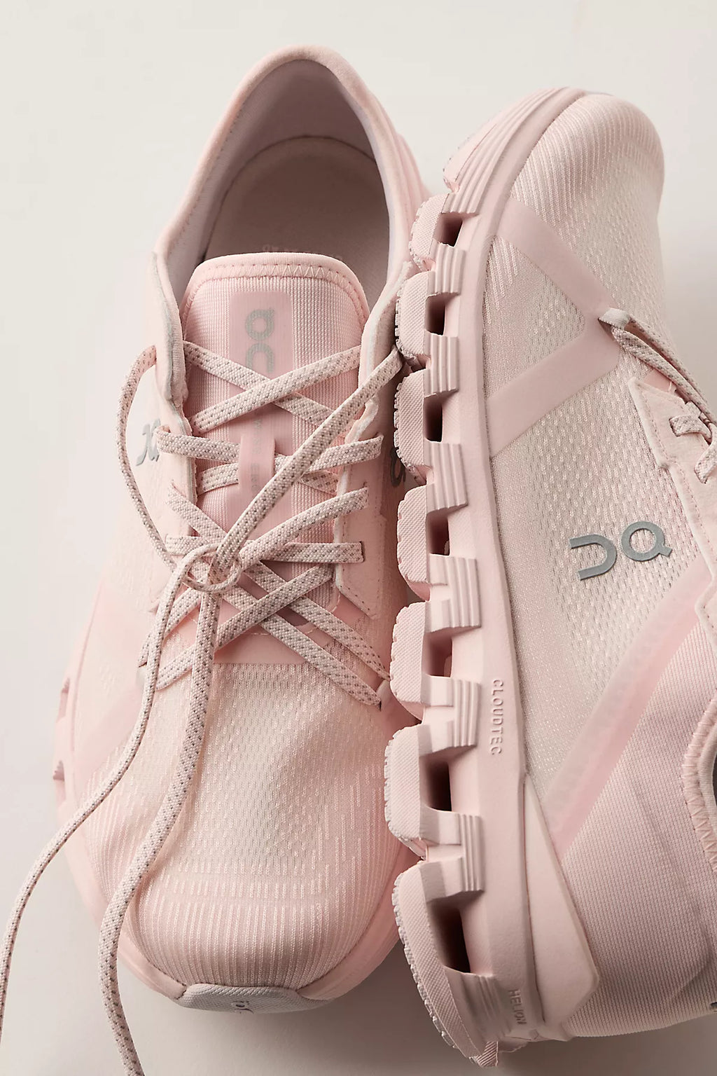 On Cloud X 4 AD Sneakers
