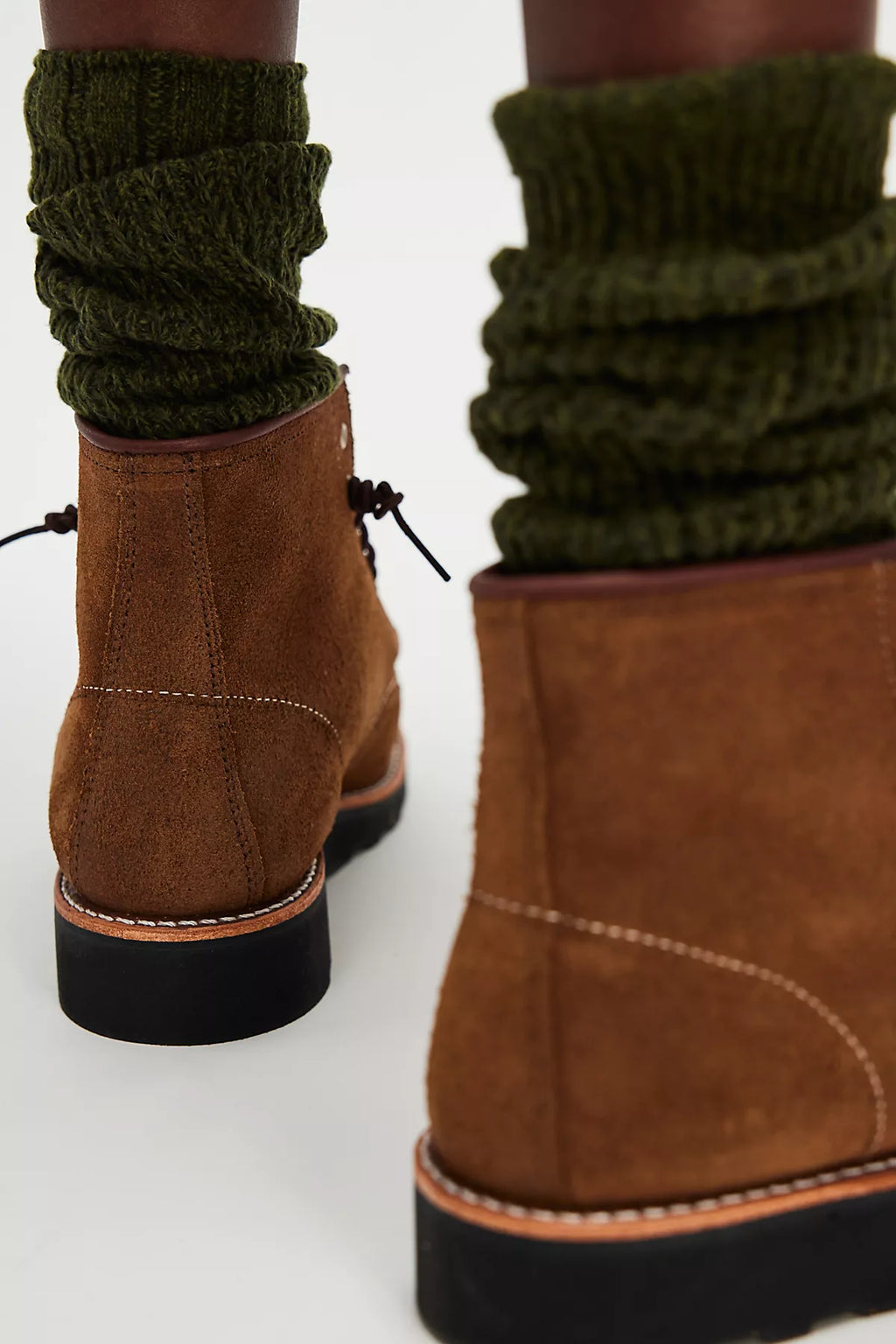 Red Wing 6" Classic Moccasin Boot