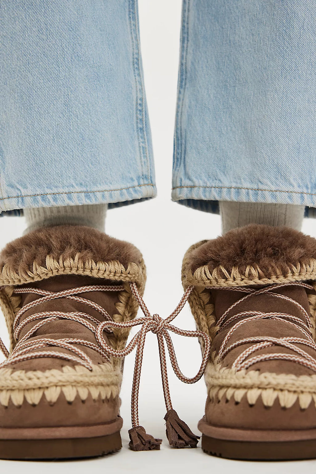 MOU Lace-Up Glacier Boots