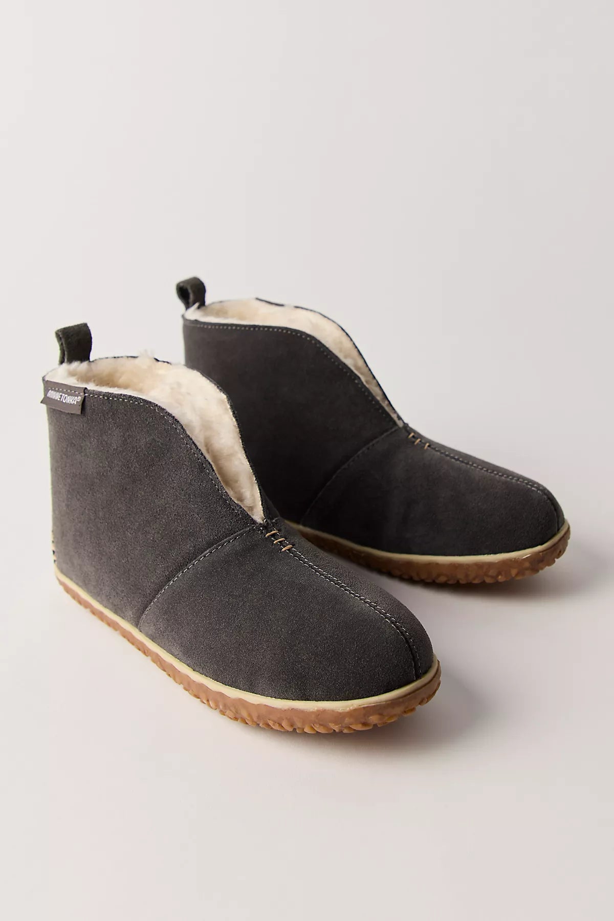Minnetonka Tucson Slippers