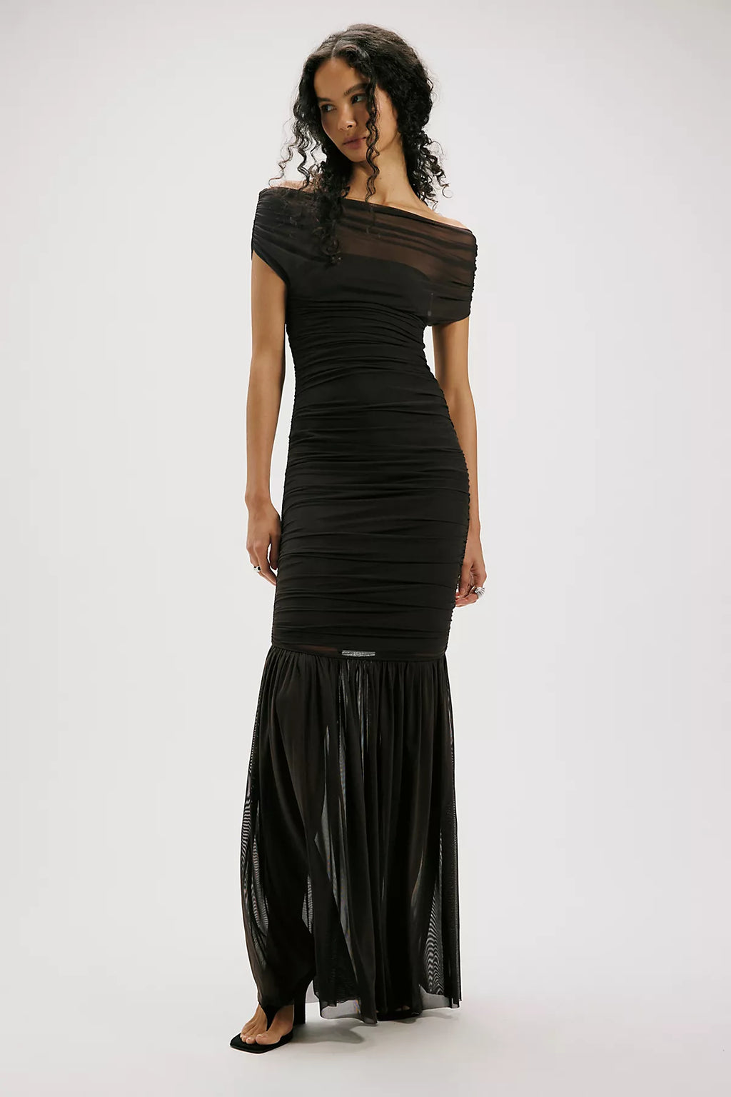 SEROYA Noel Off-The-Shoulder Maxi Dress