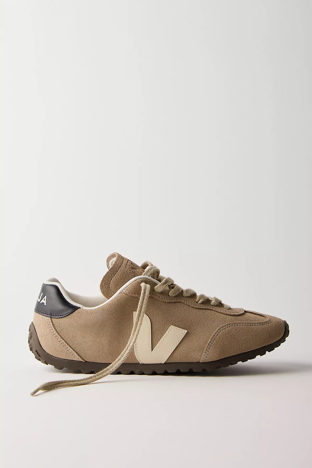 Veja GT Sneakers