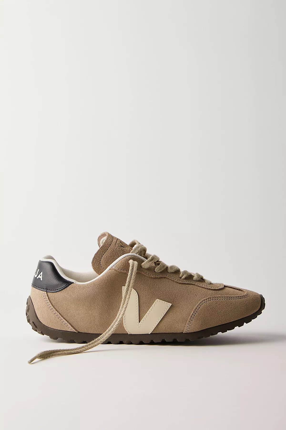 Veja GT Sneakers