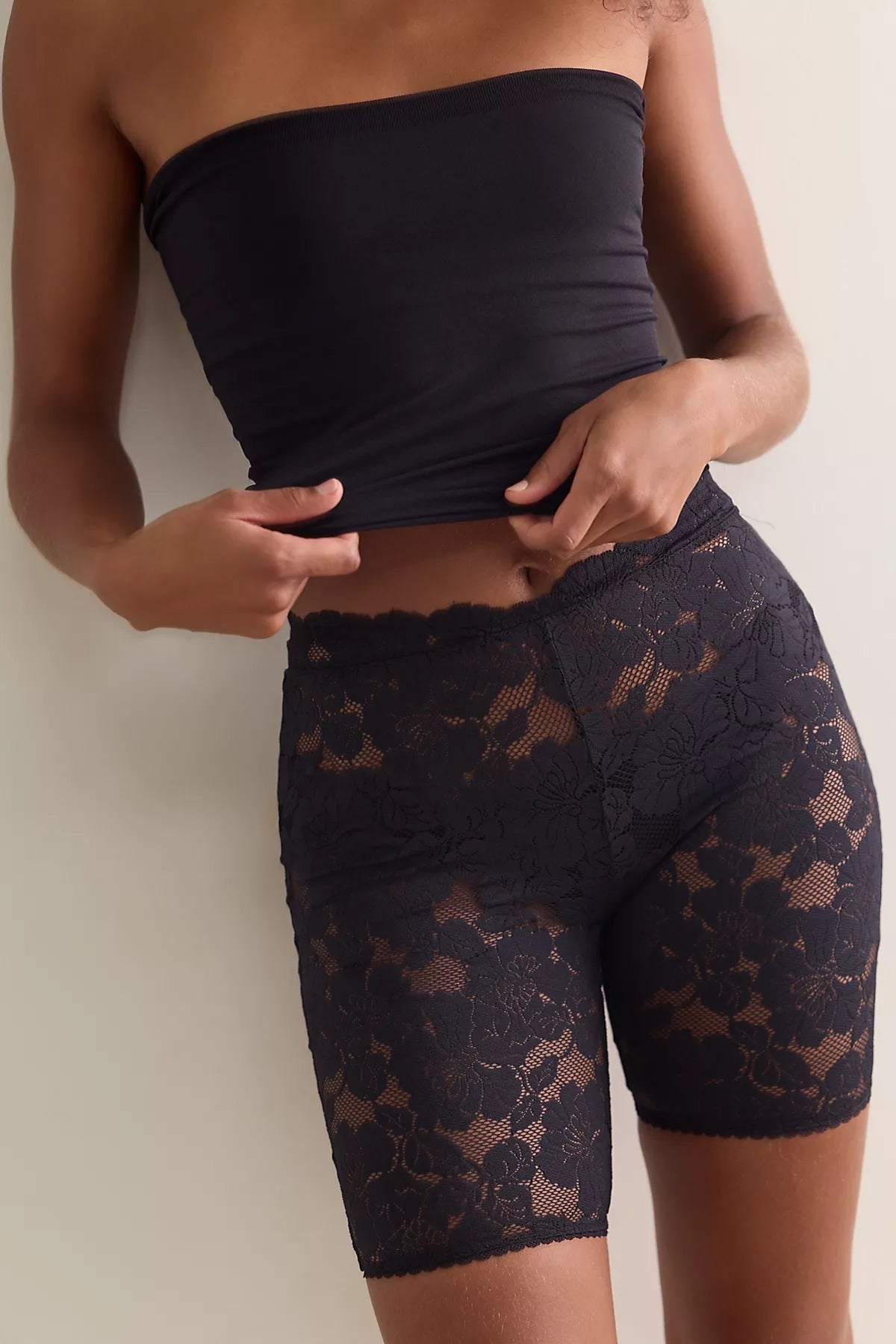 Lace Pursuit Bike Shorts