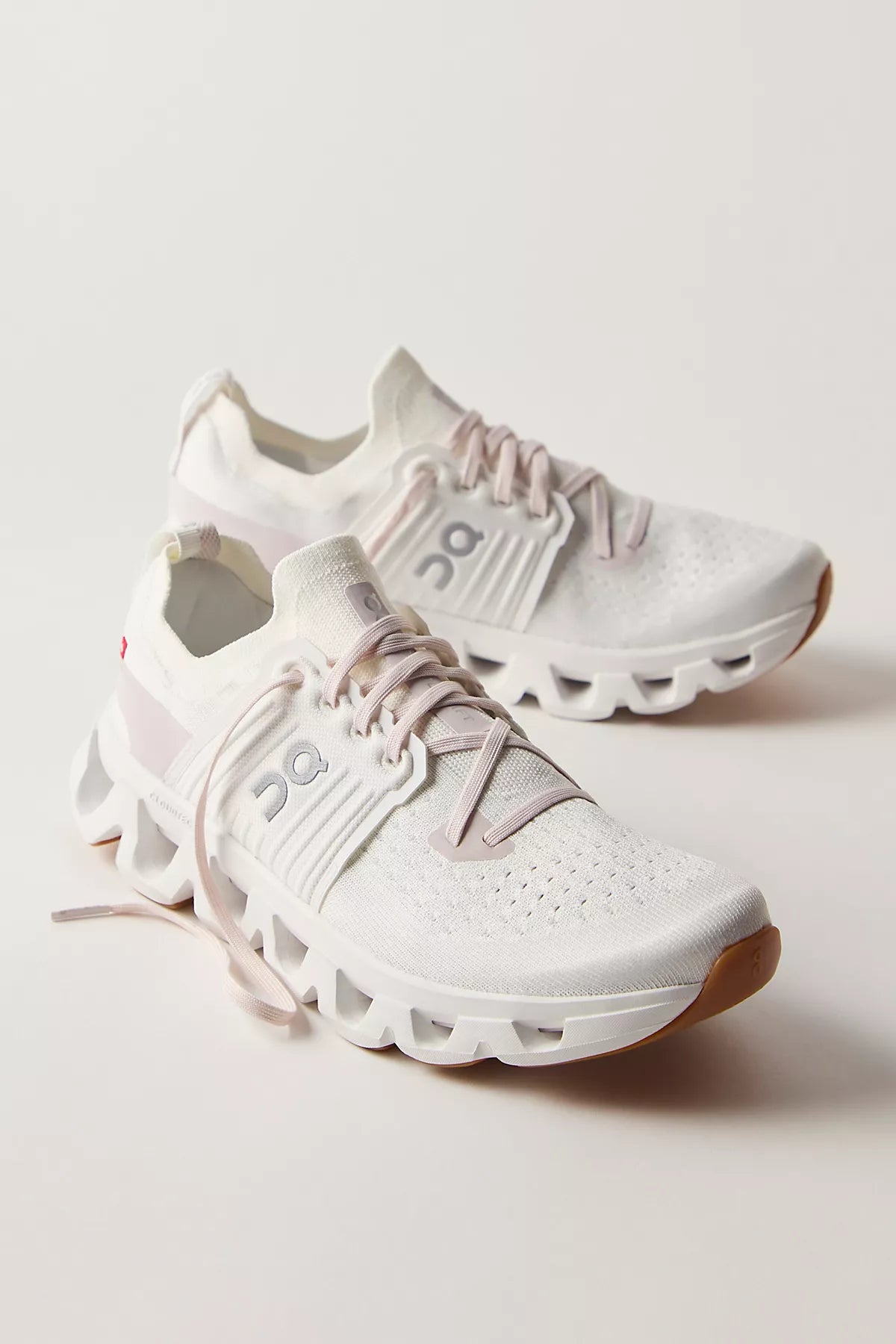 On Cloudswift 4 Sneakers