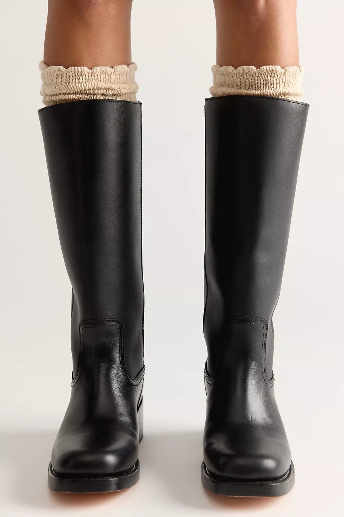 Frye Campus 14L Boots