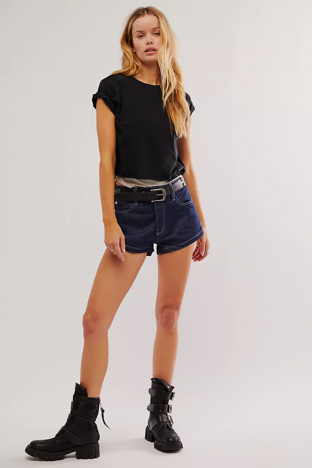 FRAME The Mini Shorts