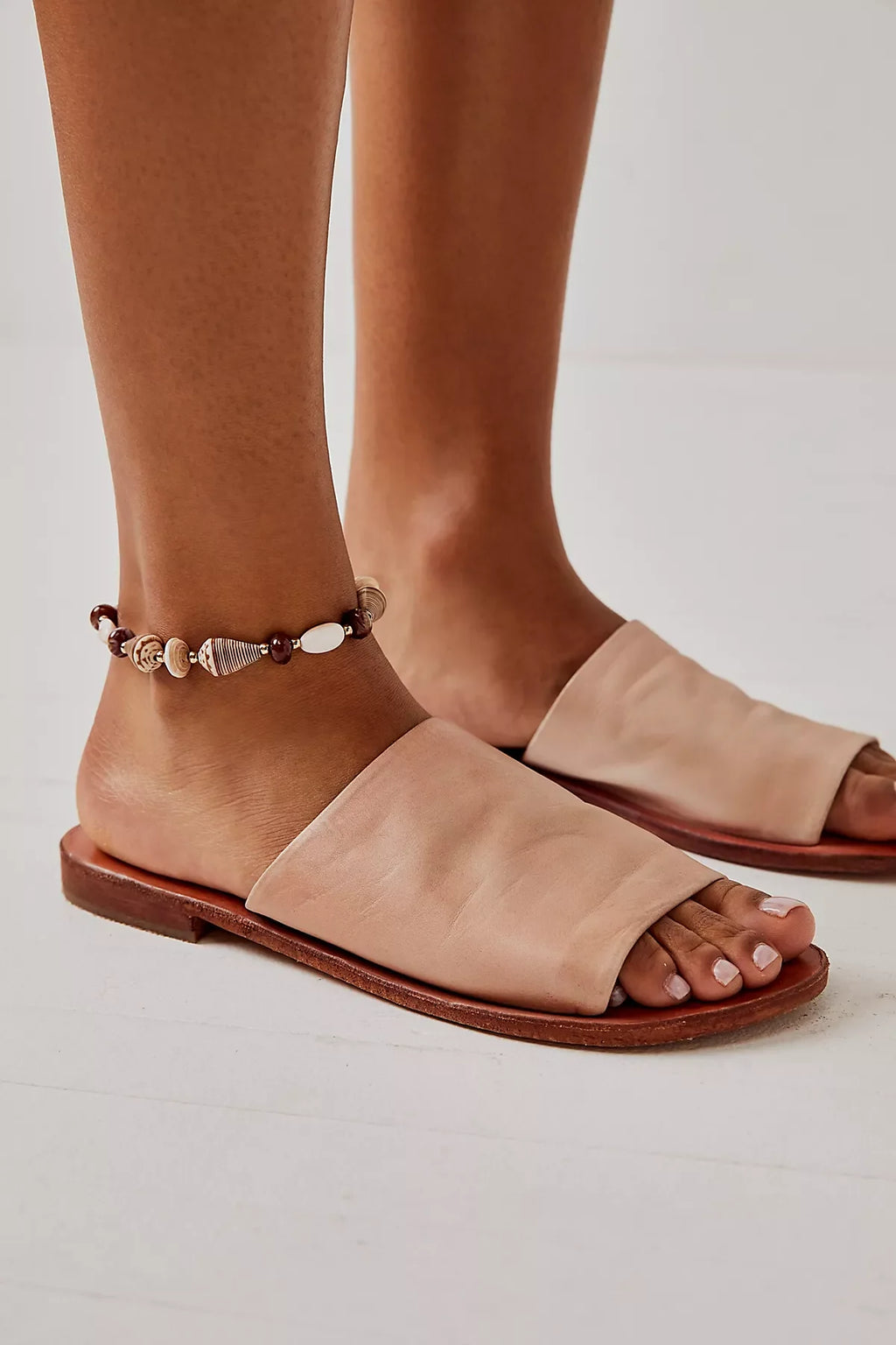 Vicente Slide Sandals