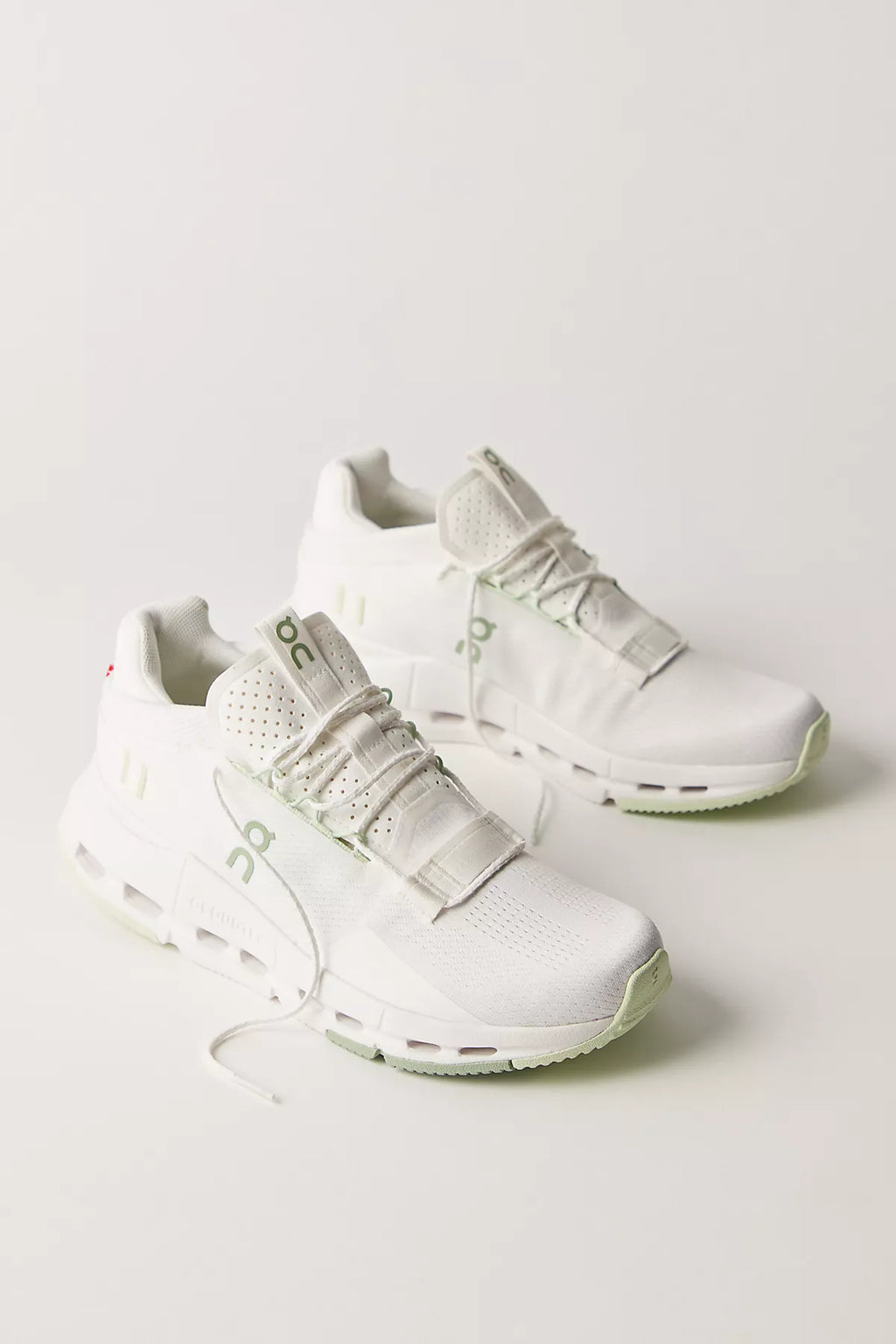 On Cloudnova 2 Sneakers