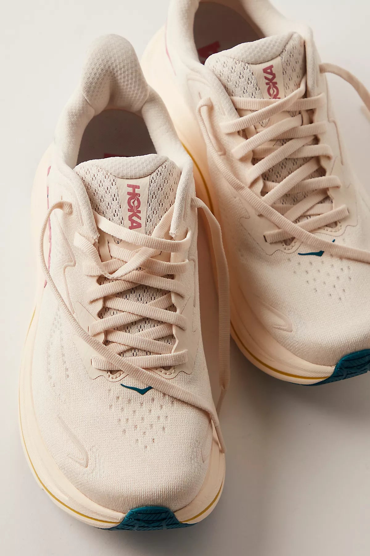 HOKA® Clifton 10 Sneakers