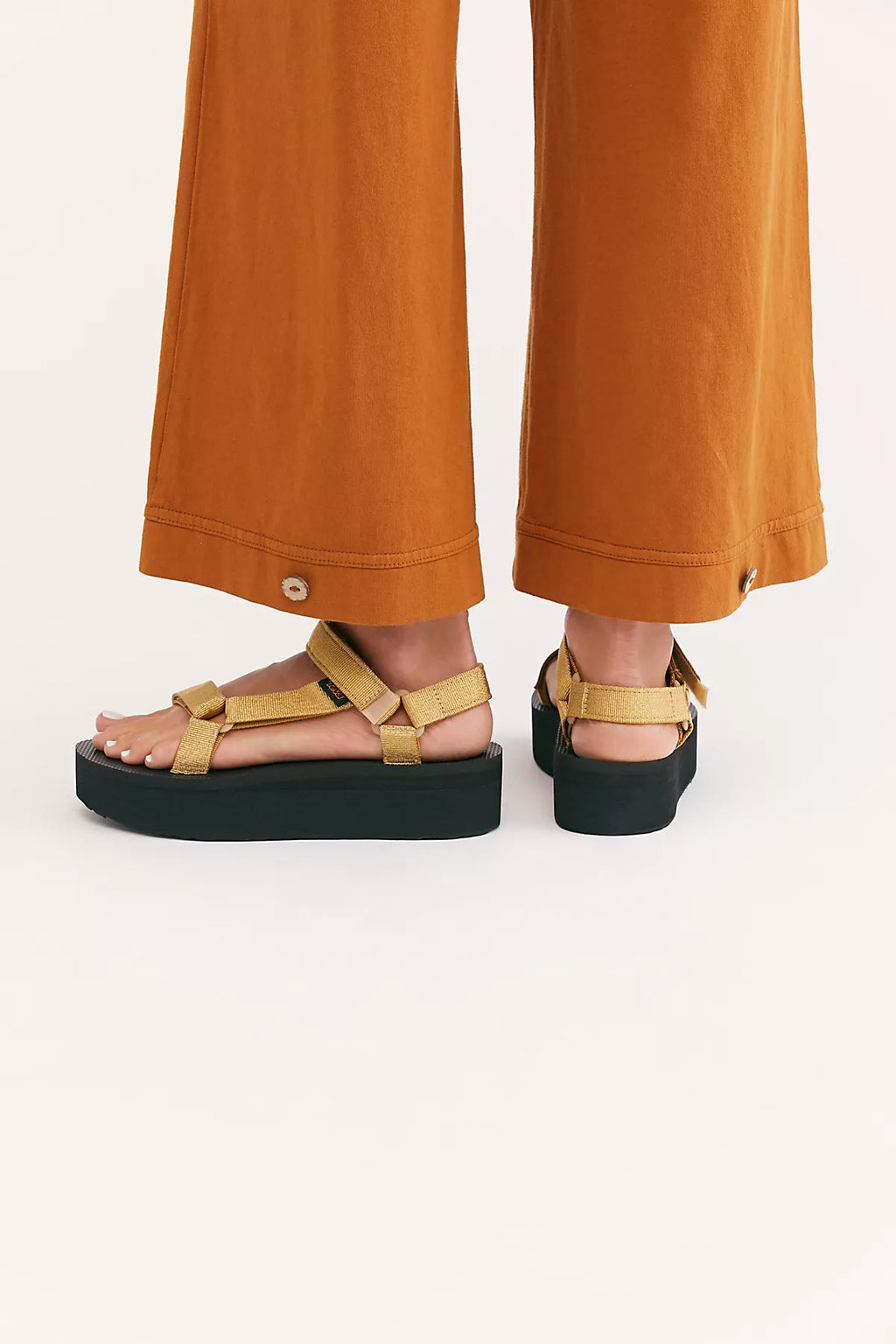 Teva Flatform Universal Sandals