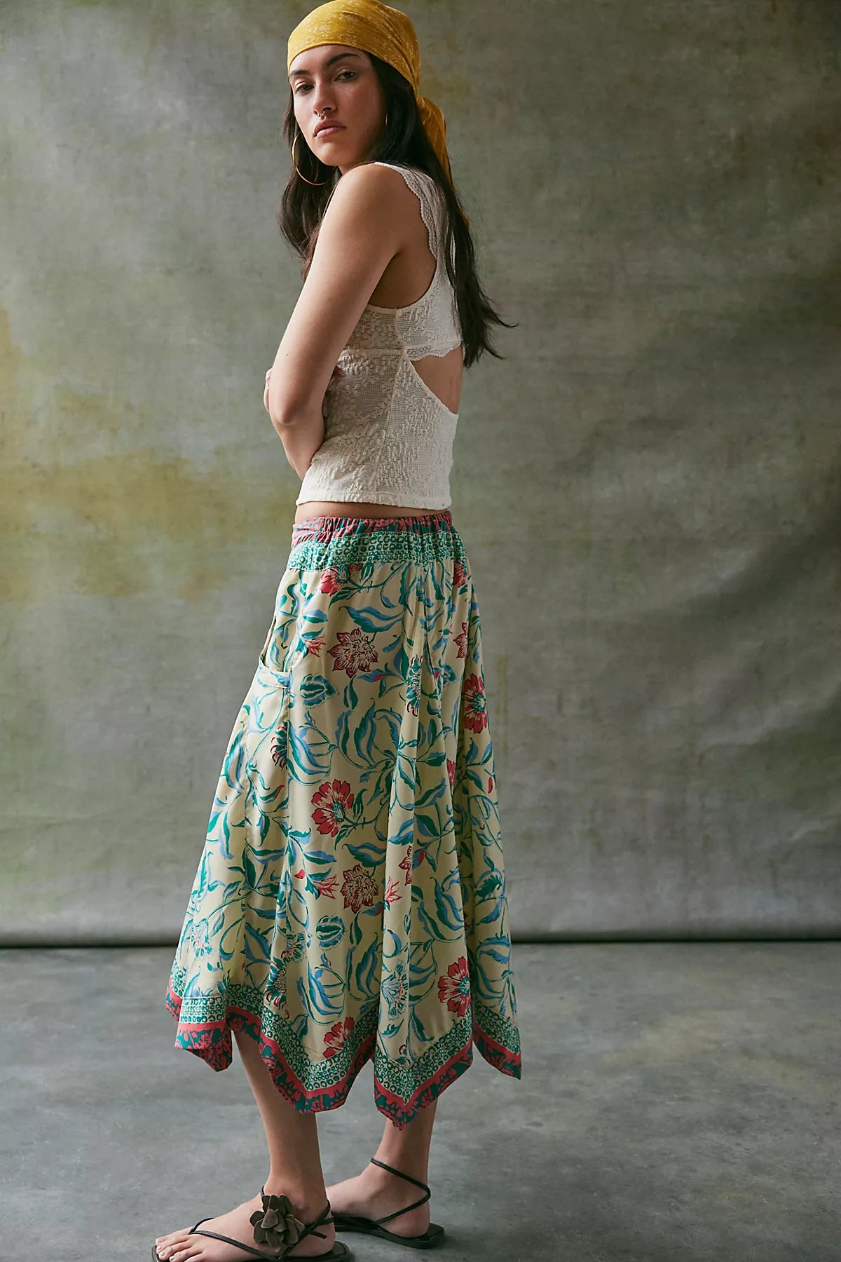Sweet Reaction Pull-On Wide-Leg Crop Pants